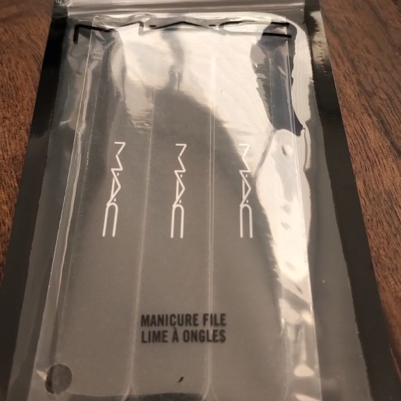 4 for $30  Mac Cosmetics Nail file set of 3 - Picture 1 of 1